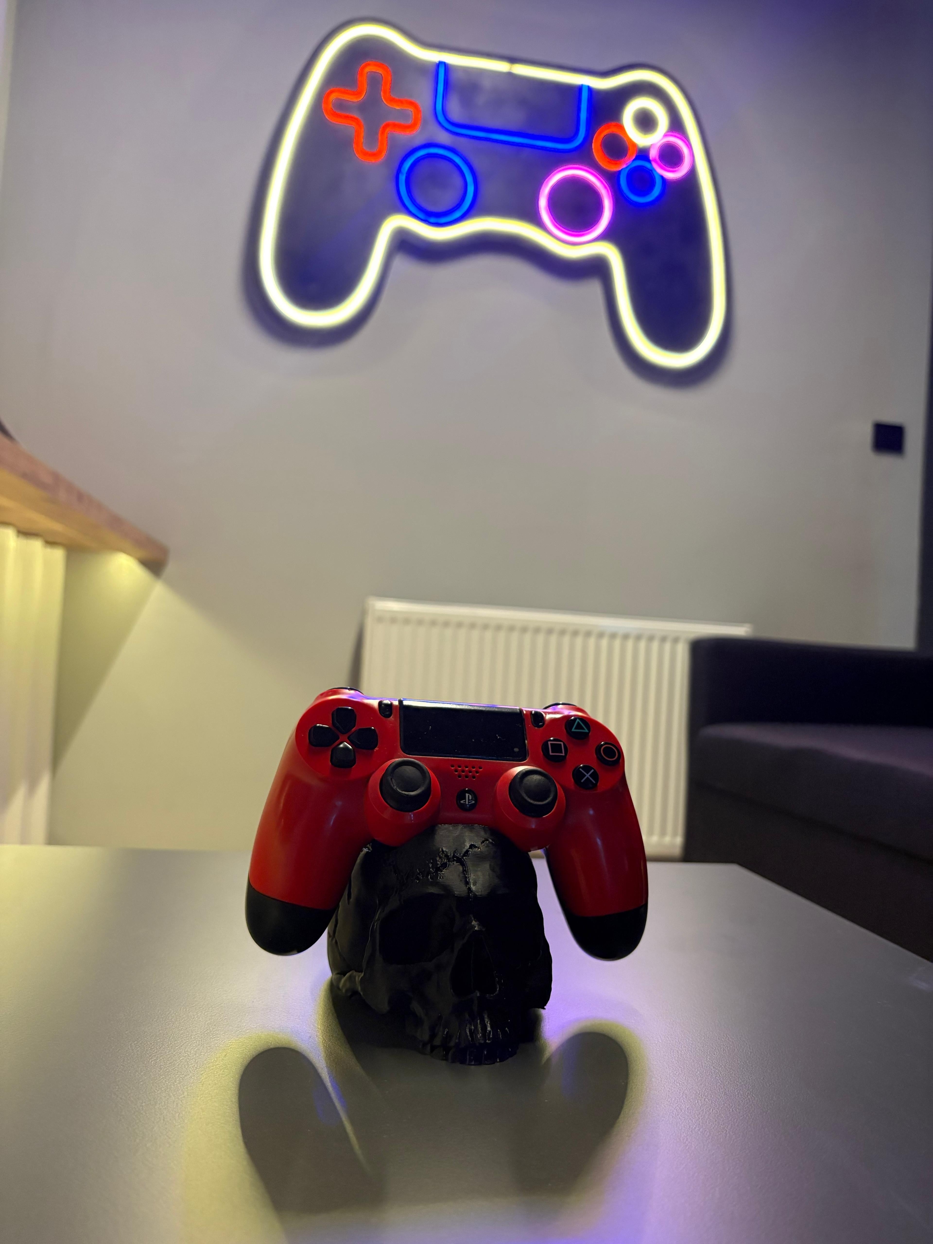 3D Baskı Kuru Kafa PS4 Standı